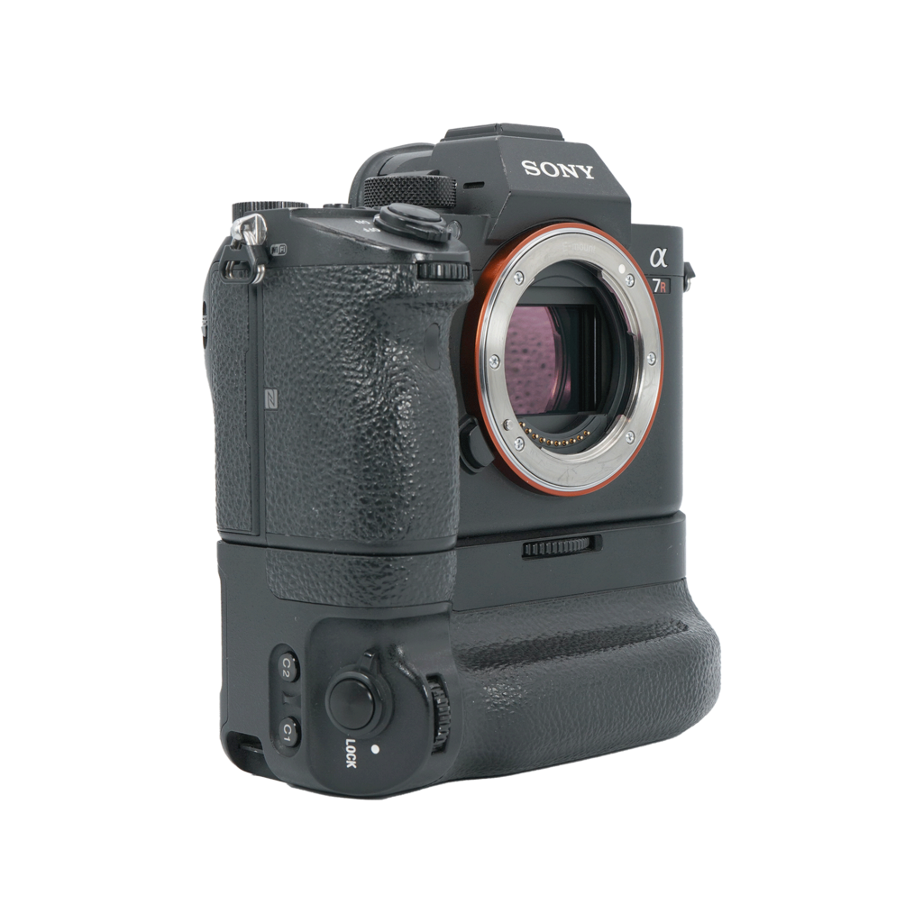 Sony Alpha a7R III Mirrorless Camera Body