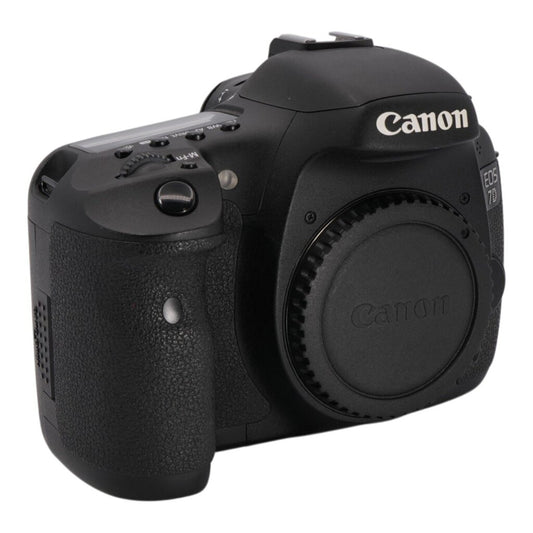 Canon 70D APS-C DSLR Camera