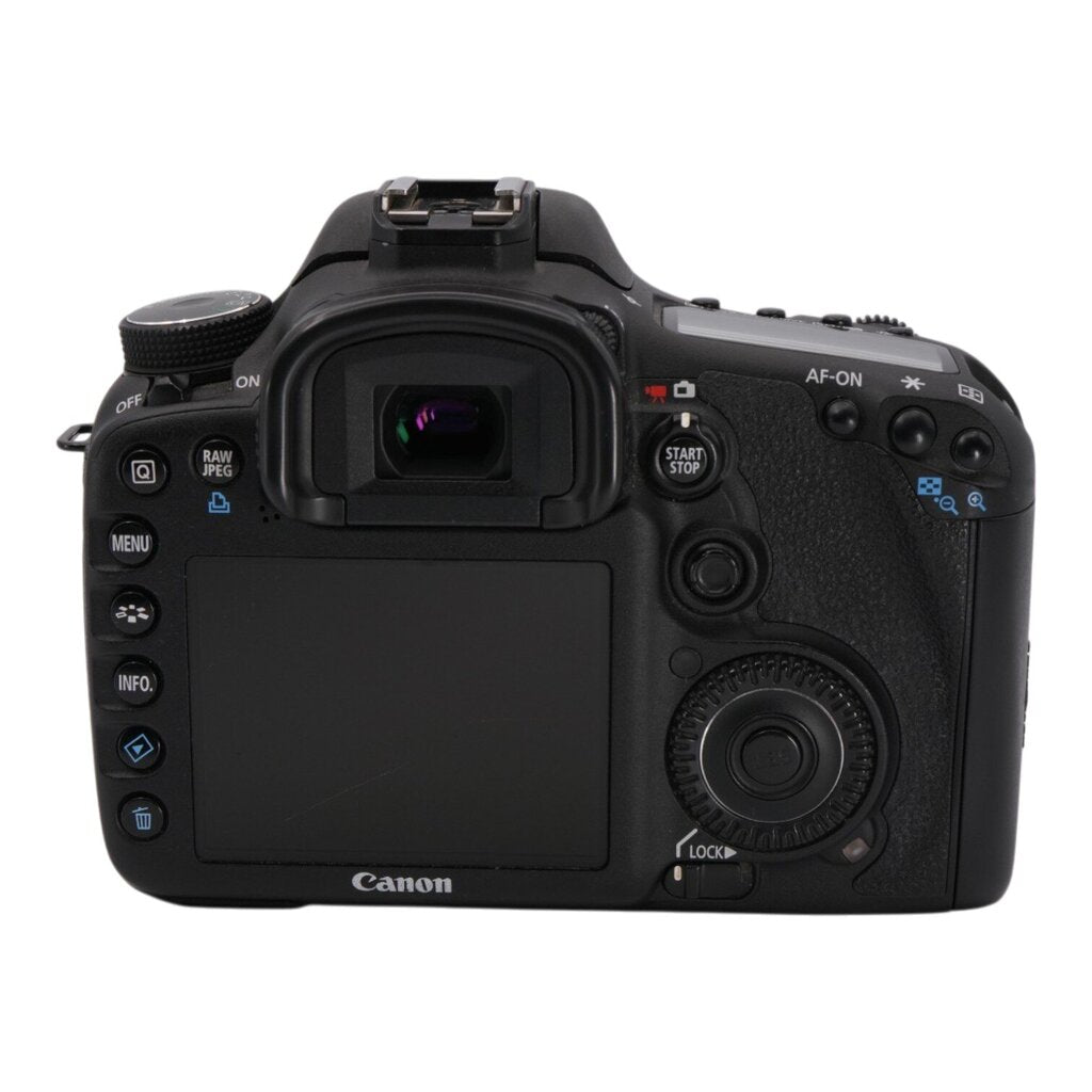 Canon 70D APS-C DSLR Camera