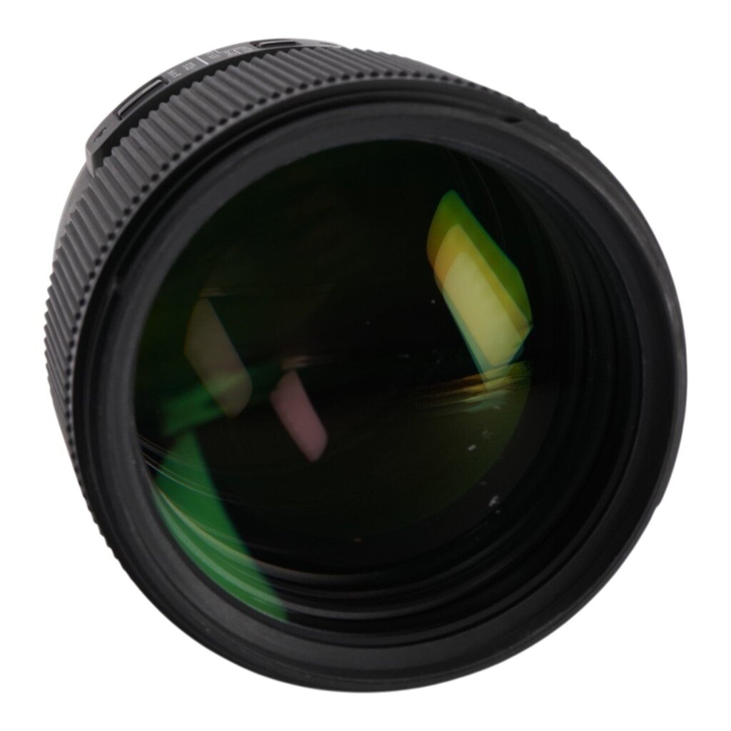 Sigma 135mm f/1.8 DG Full-Frame DSLR Lens for EF-Mount