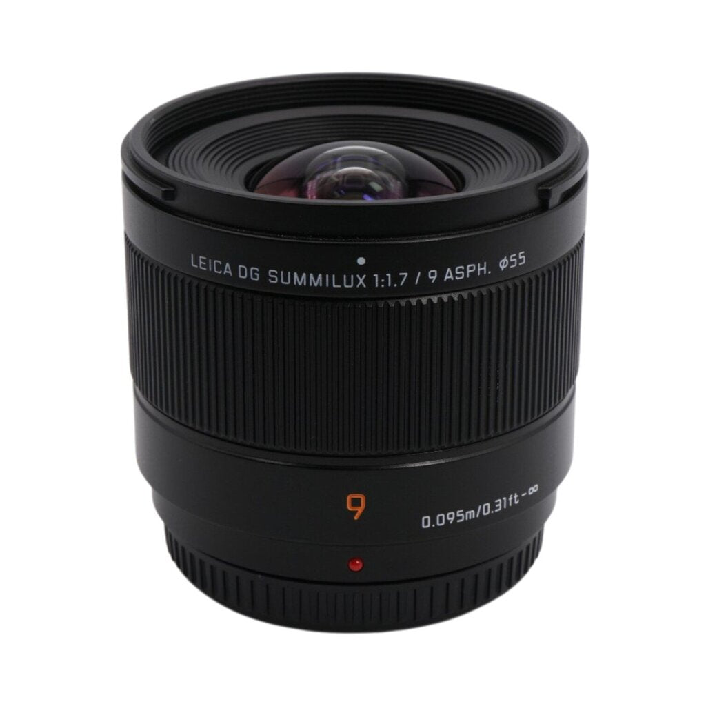 Leica 9mm DG Summilux f/1.7 MFT Lens