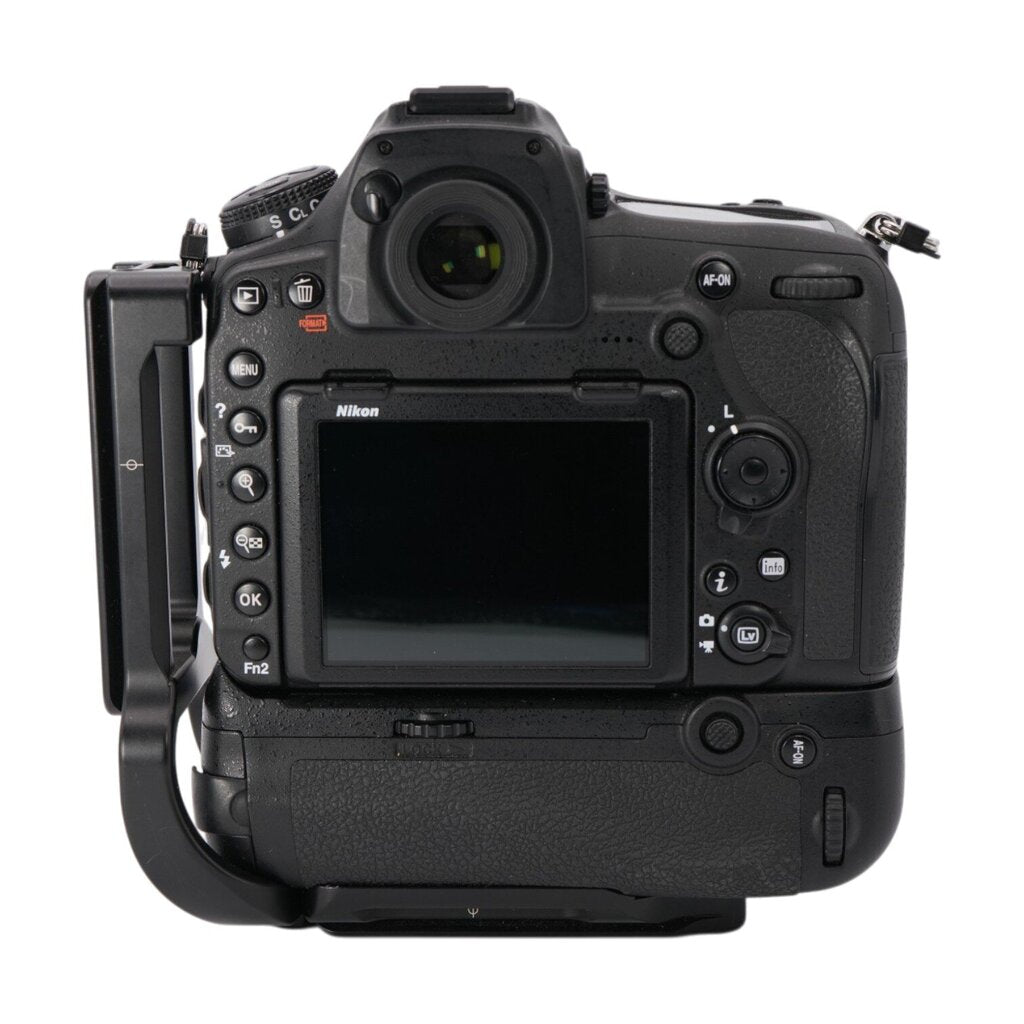Nikon D850 Full-frame DSLR Camera with MB-D18 Grip