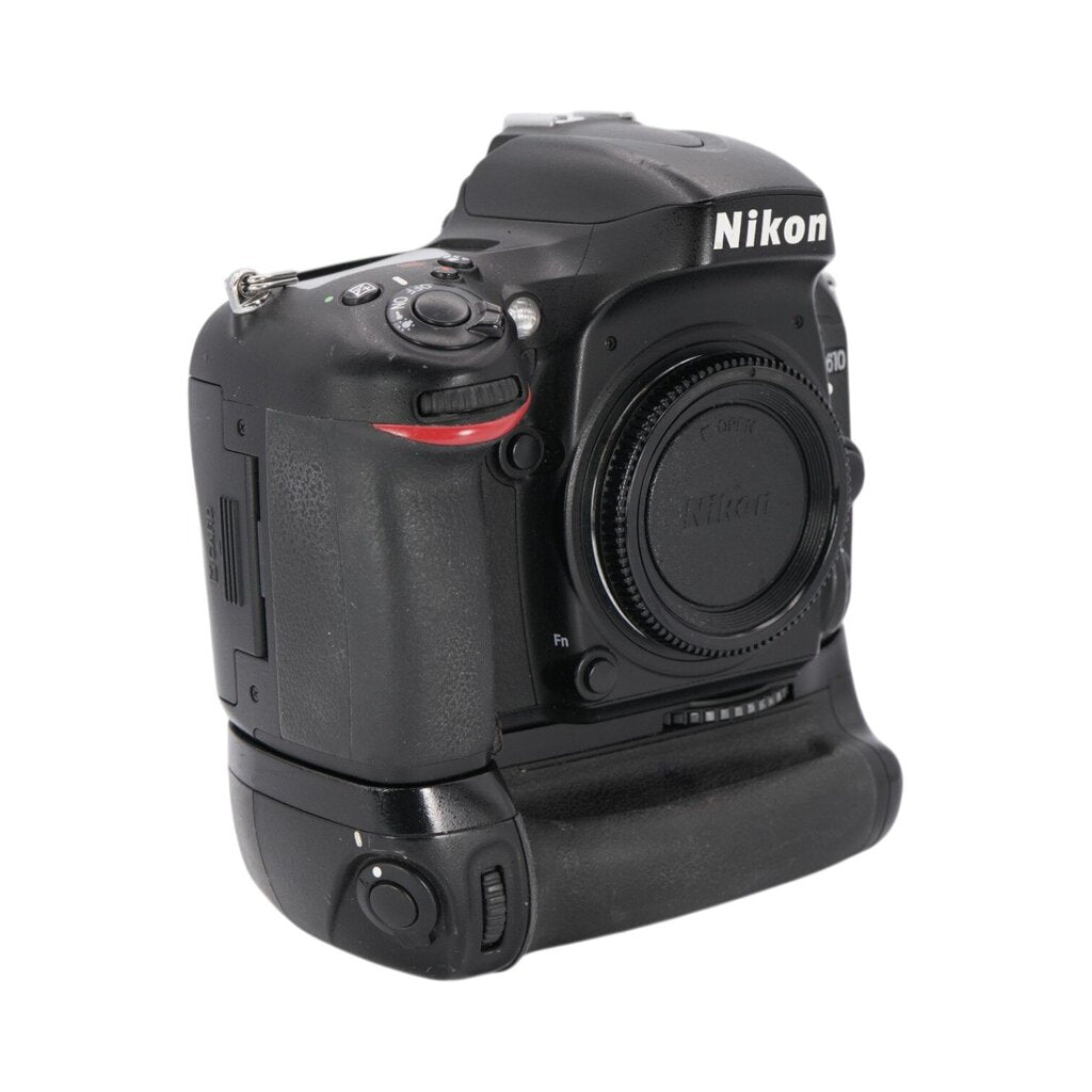 Nikon D610 Full-Frame DSLR Camera Nikon MB-D14 Battery Pack