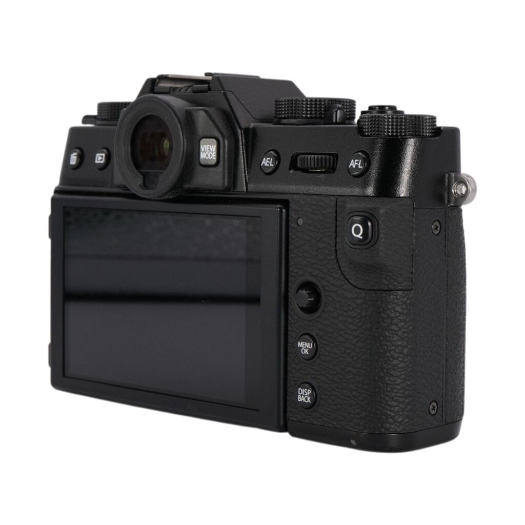 Fujifilm XT-30 APS-C Mirrorless Camera with a Fujifilm XC 15-45mm f/3.5-5.6 OIS PZ Lens