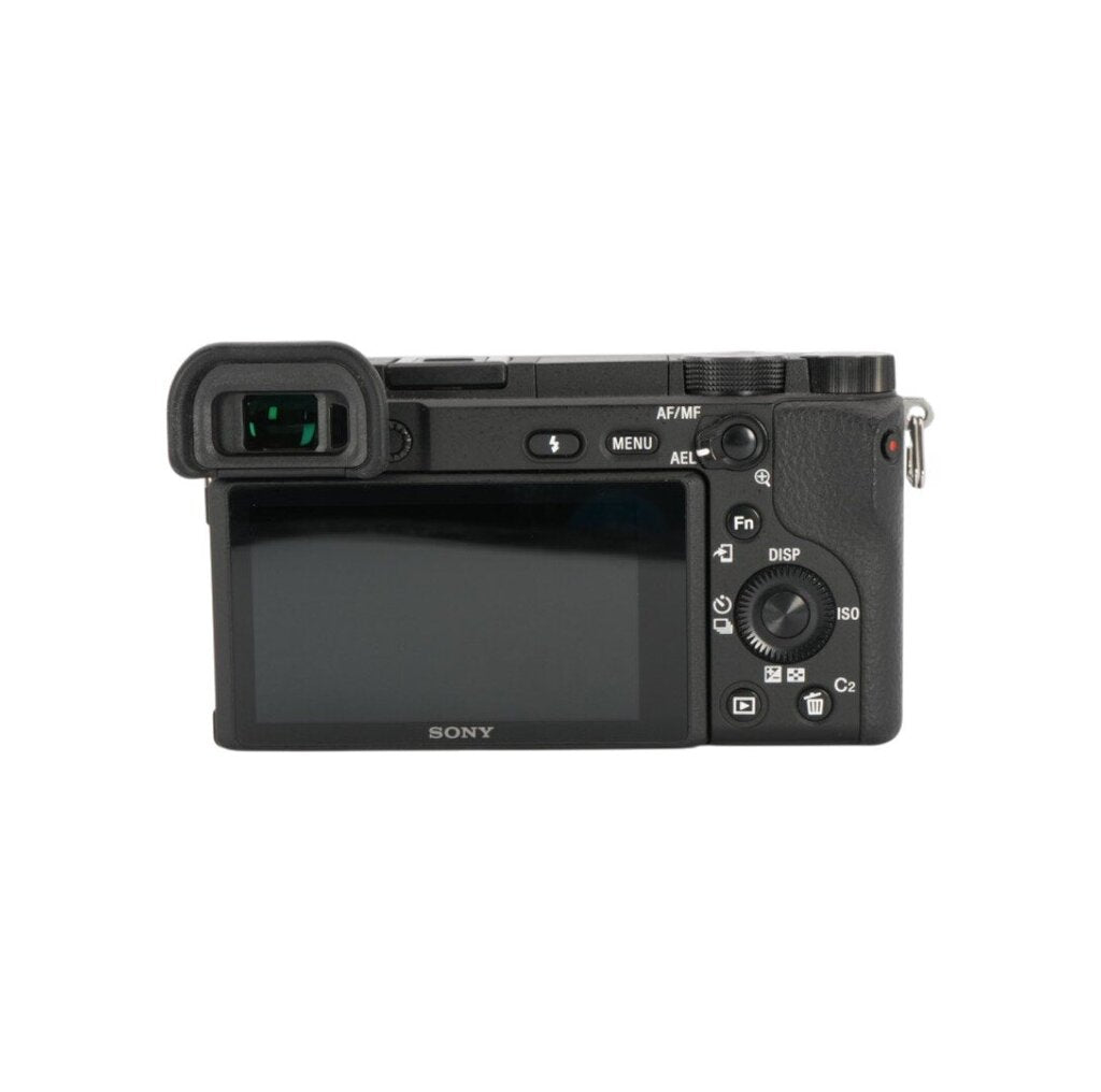 Sony Alpha a6400 APS-C Mirrorless Camera with Sony E 16-50mm f/3.5-5.6 OSS Lens