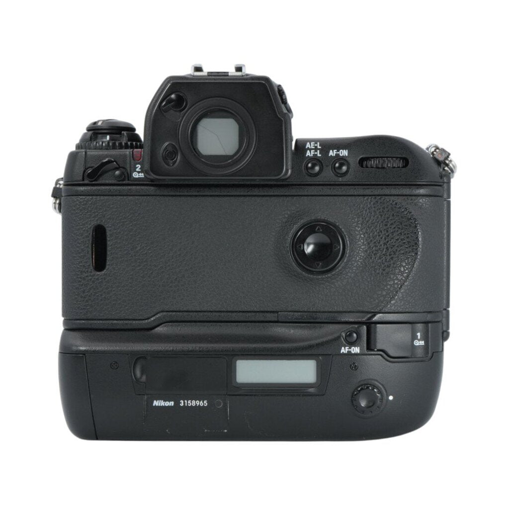 Nikon F5 35mm Film SLR Camera