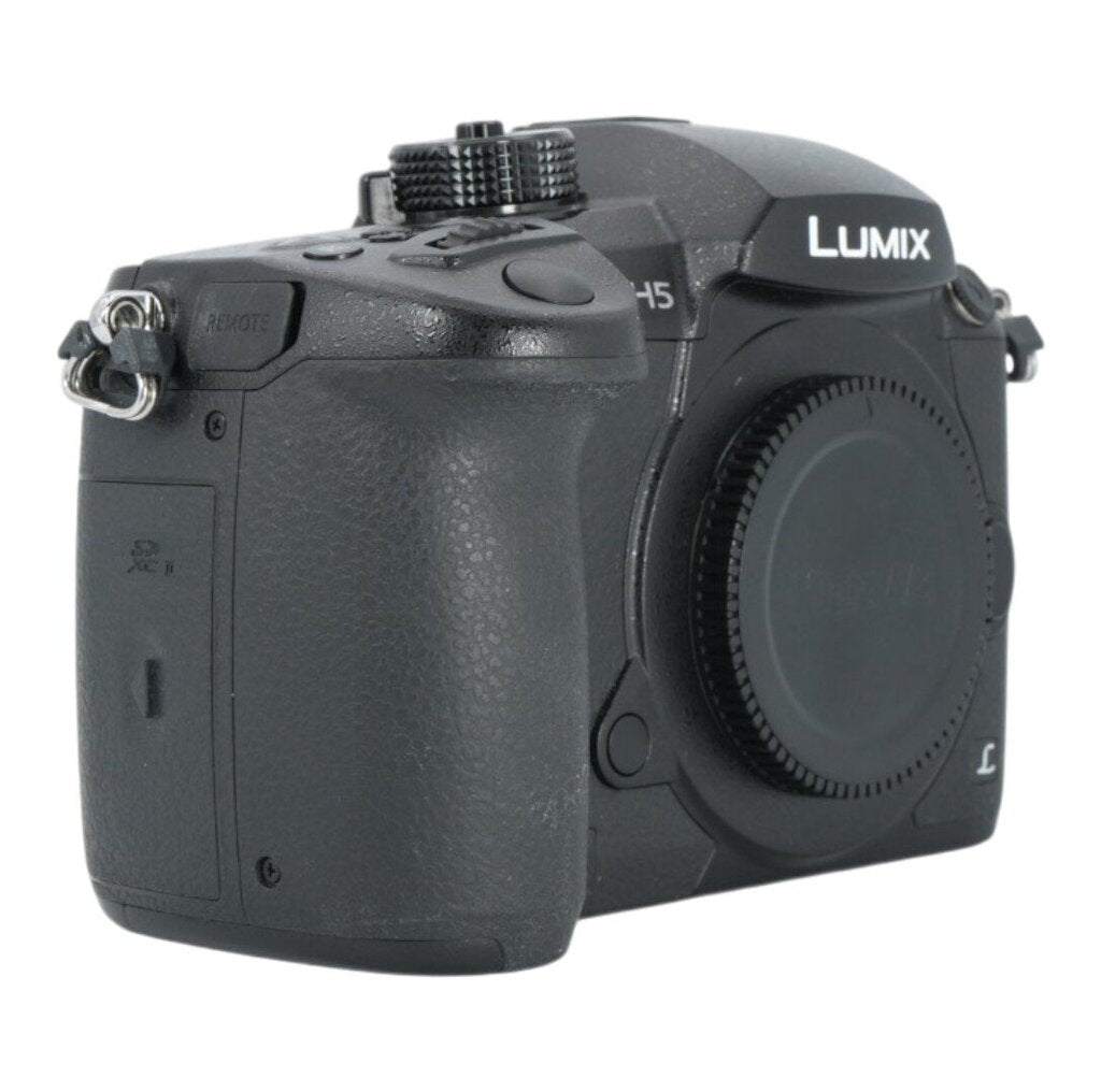 Panasonic Lumix GH5 Mirrorless MFT Camera