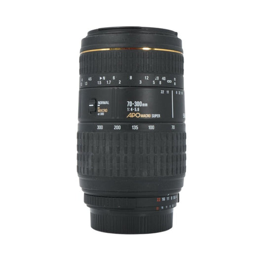 Sigma 70-300mm f/4-5.6 APO Macro Full-frame DSLR Lens for Nikon F-mount