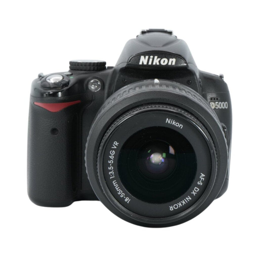 Nikon D5000 APS-C DSLR Camera with Nikon Nikkor AF-S DX 18-55mm f/3.5-5.6 G and Nikon Af-S Nikkor 55-200mm f/1.4-5.6 G ED VR Lenes