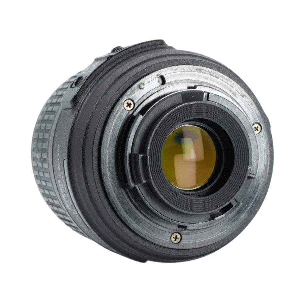 Nikon D5000 APS-C DSLR Camera with Nikon Nikkor AF-S DX 18-55mm f/3.5-5.6 G and Nikon Af-S Nikkor 55-200mm f/1.4-5.6 G ED VR Lenes