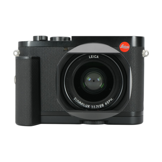 Lecia Q2 Digital Rangefinder Camera